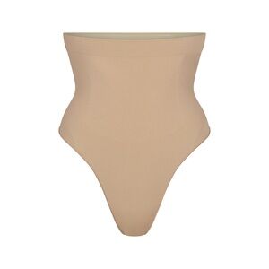 NWOT SKIMS Seamless Sculpt High Waisted Thong